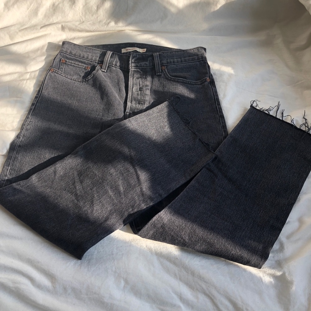 Levi’s wedgie ankle length jeans in black